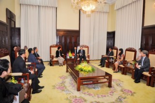NHNN Việt Nam và NHQG Campuchia trao đổi giải pháp phòng chống tiền giả