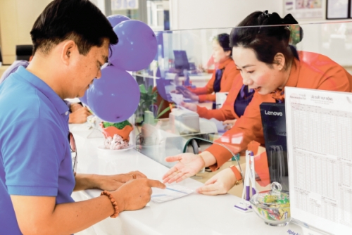 Thẻ tín dụng ngày càng đến gần với người dùng Thẻ tín dụng ngày càng đến gần với người dùng