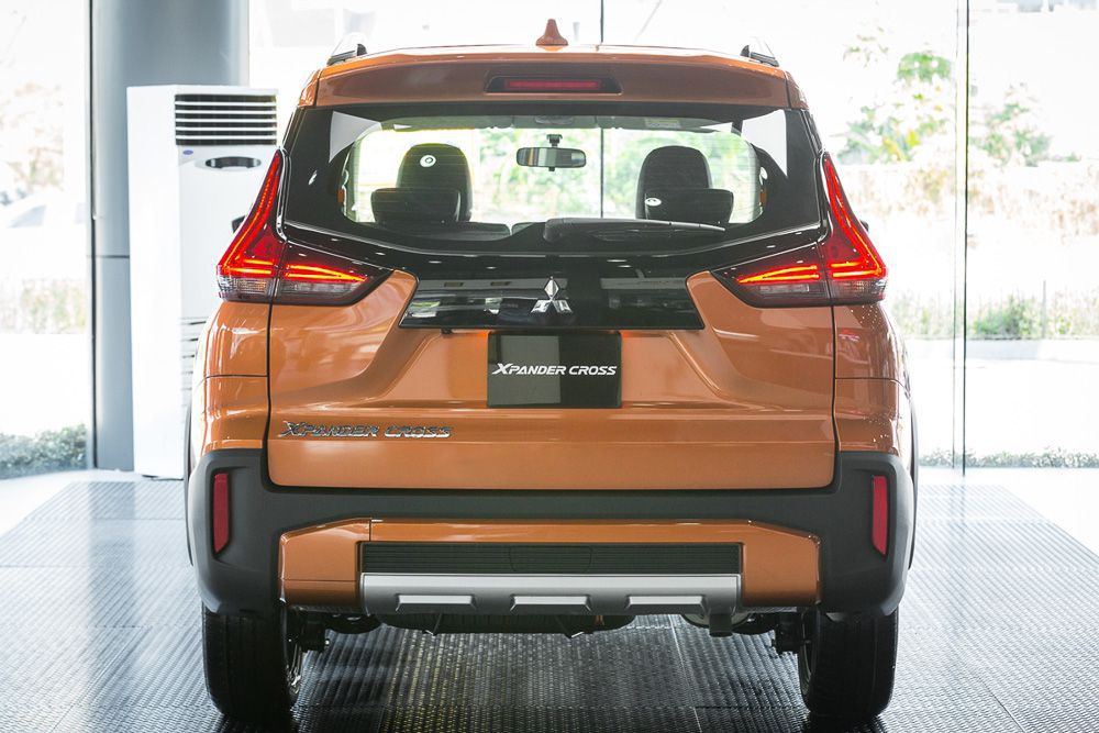 Cận cảnh Mitsubishi Xpander Cross giá 670 triệu đồng
