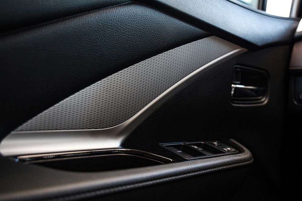 Cận cảnh Mitsubishi Xpander Cross giá 670 triệu đồng