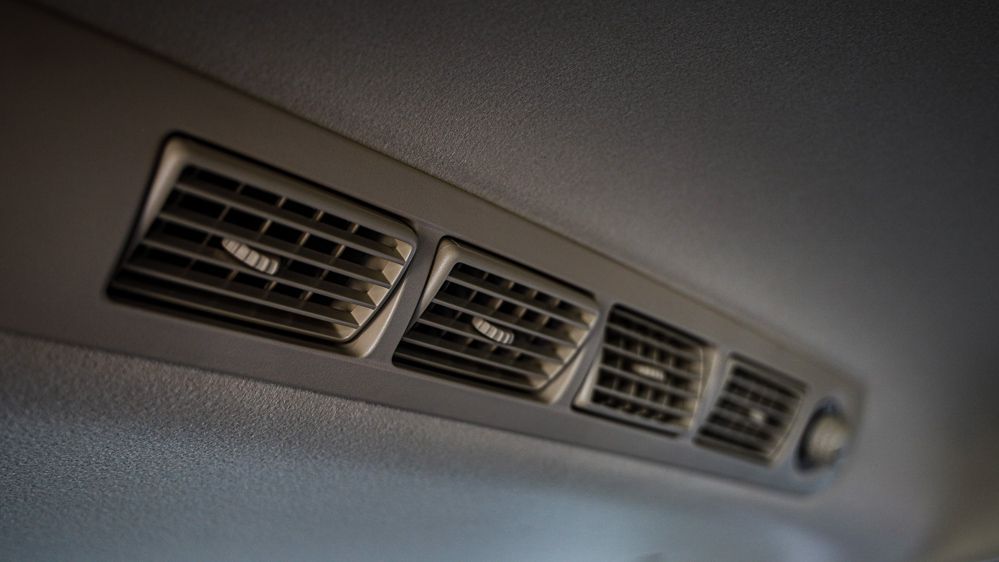 Cận cảnh Mitsubishi Xpander Cross giá 670 triệu đồng