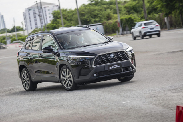 Toyota Corolla Cross có giá dự kiến từ 770 triệu đồng