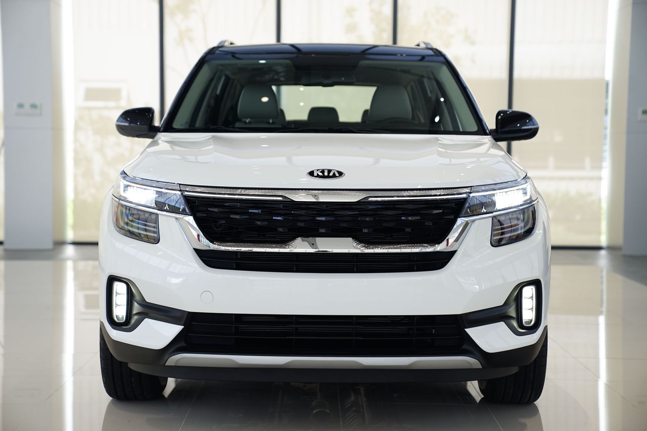Kia Seltos chính thức ra mắt với giá từ 589 triệu đồng Kia Seltos chính thức ra mắt với giá từ 589 triệu đồng