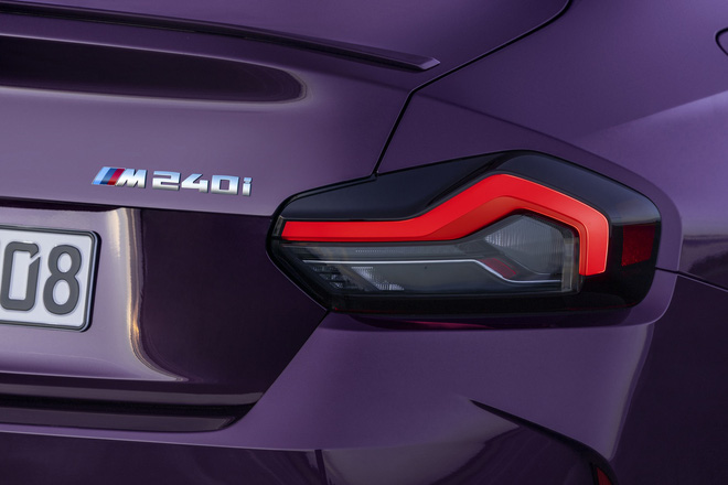 BMW 2-Series Coupe 2022 có giá khoảng 36.350 USD