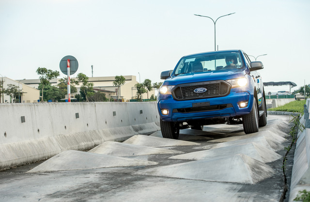 5 phien ban cua ford ranger duoc lap rap tai viet nam