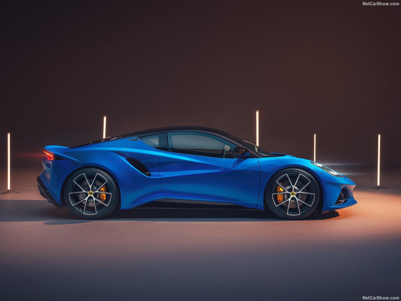 Lotus Emira 2023 có gì?