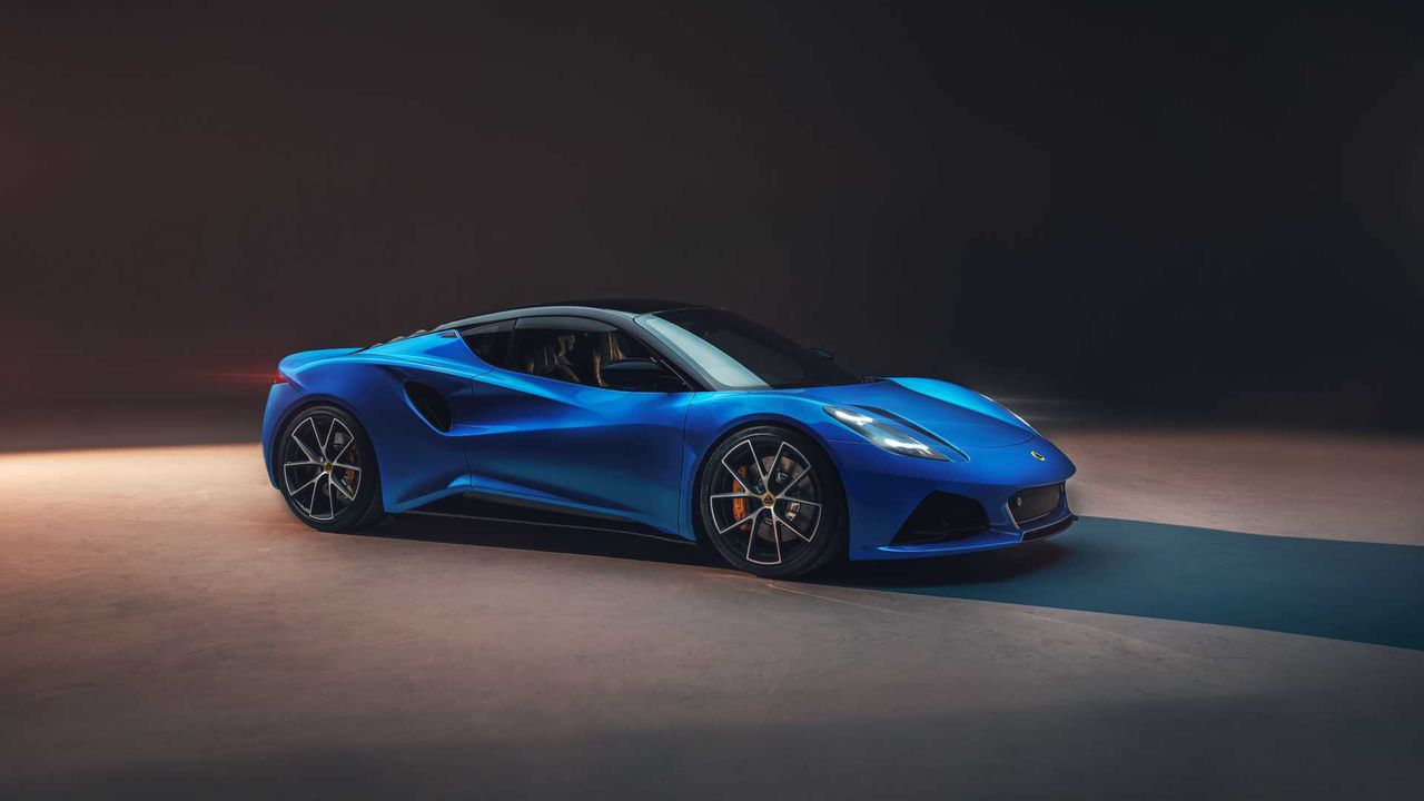 Lotus Emira 2023 có gì?