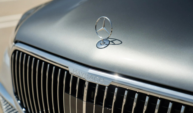 mercedes maybach gls 600 chinh hang co gia ban la 115 ty dong