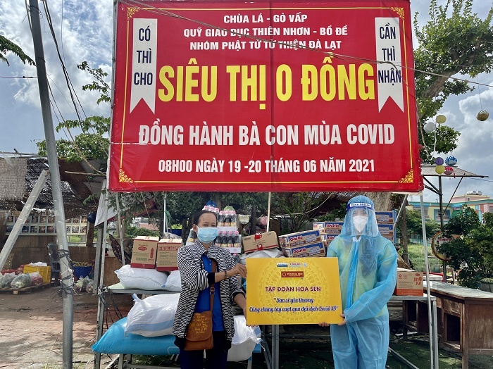 tap doan hoa sen noi dai hanh trinh yeu thuong vuot qua dai dich