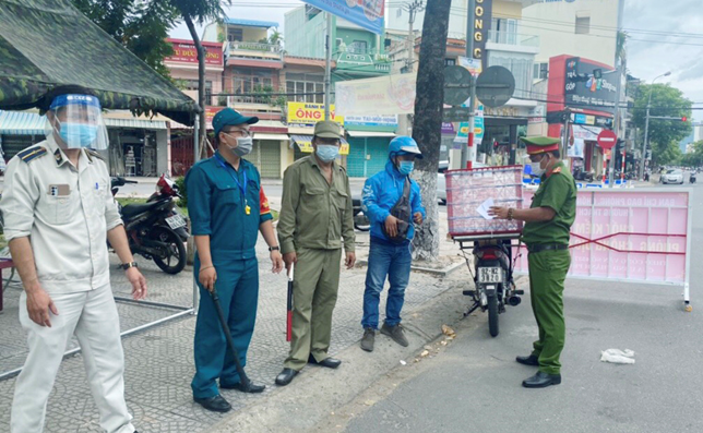 da nang quyet liet de ngan chan day lui dich covid 19