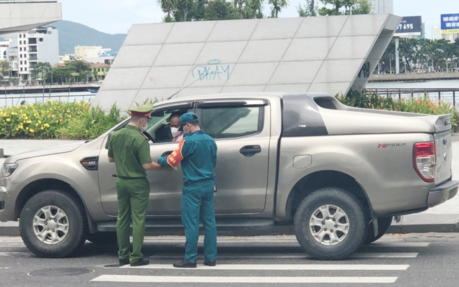 da nang quyet liet de ngan chan day lui dich covid 19