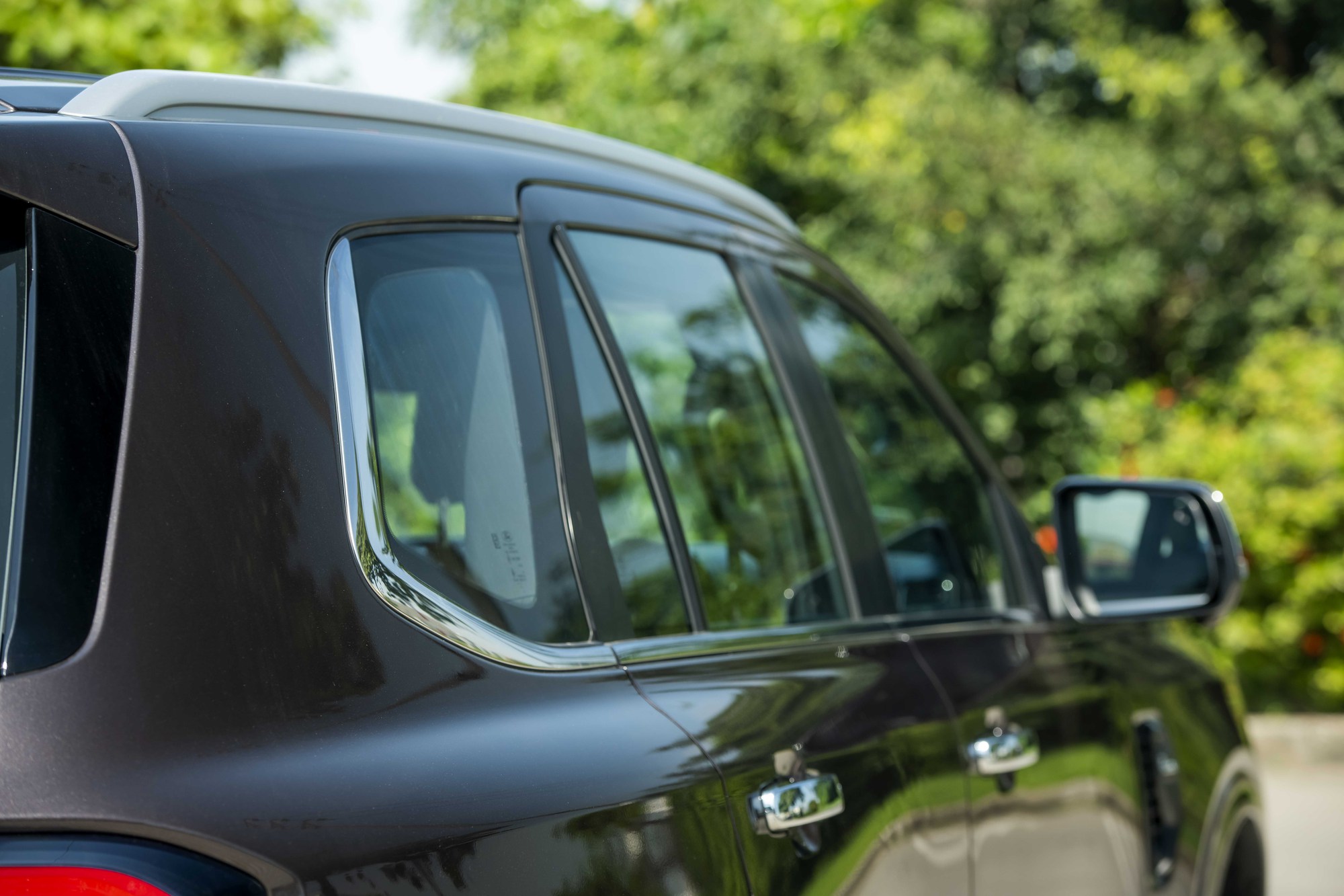 Ford Everest 2023 ra mắt với giá từ 1,099 tỷ đồng