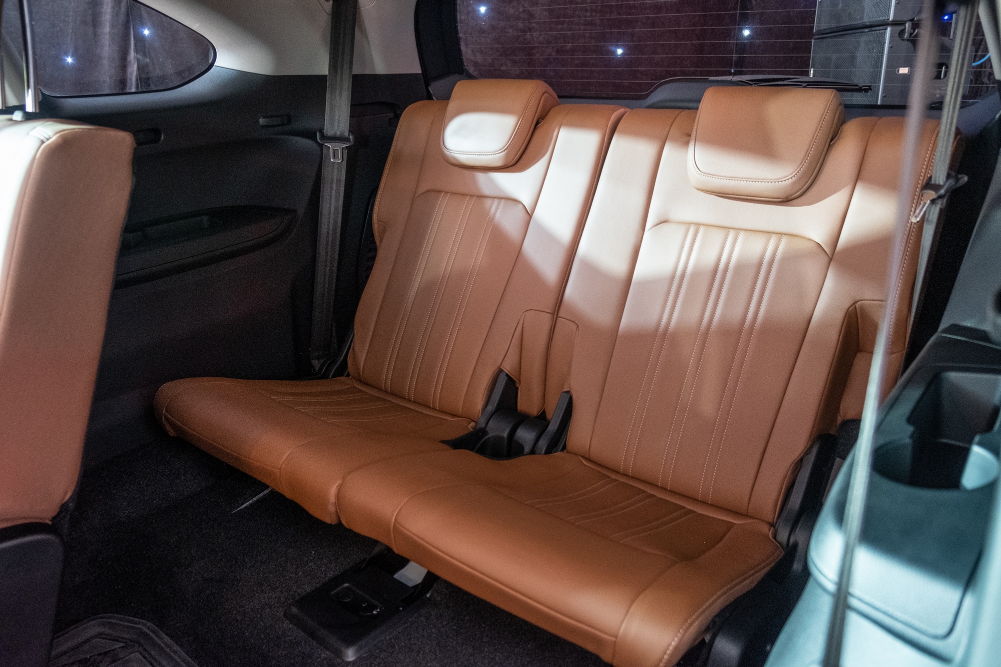 Isuzu mu-X 2022 phiên bản giá rẻ có gì?