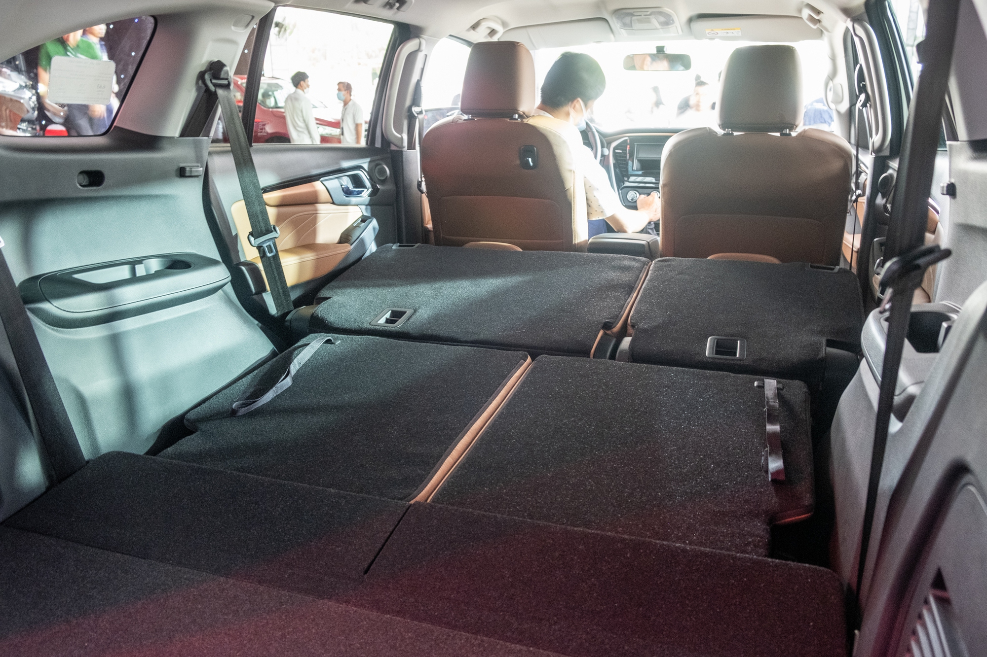 Isuzu mu-X 2022 phiên bản giá rẻ có gì?