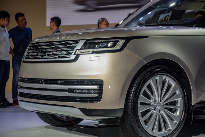 Range Rover 2022 có giá từ 11,9 tỷ đồng