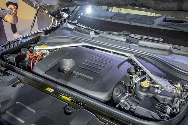 Range Rover 2022 có giá từ 11,9 tỷ đồng