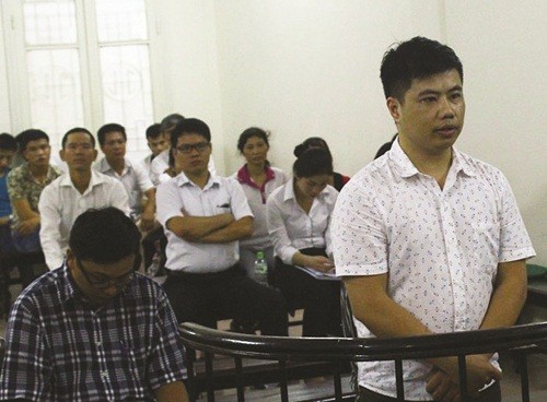 Chiếm đoạt tài sản nhờ lỗi hệ thống của Paypal Chiếm đoạt tài sản nhờ lỗi hệ thống của Paypal