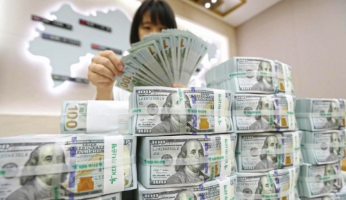 Chủ động trước quyết định giảm lãi suất của FED