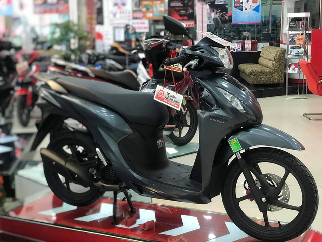 Honda Vision bất ngờ giảm giá 20 triệu đồng