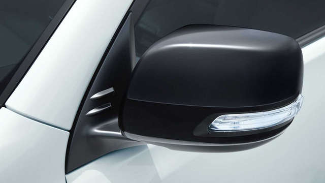 toyota land cruiser prado bat ngoi ra phien ban moi