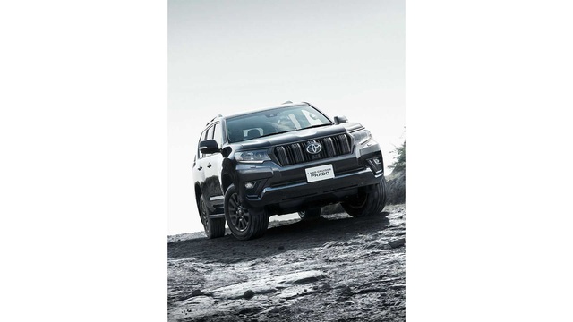 toyota land cruiser prado bat ngoi ra phien ban moi