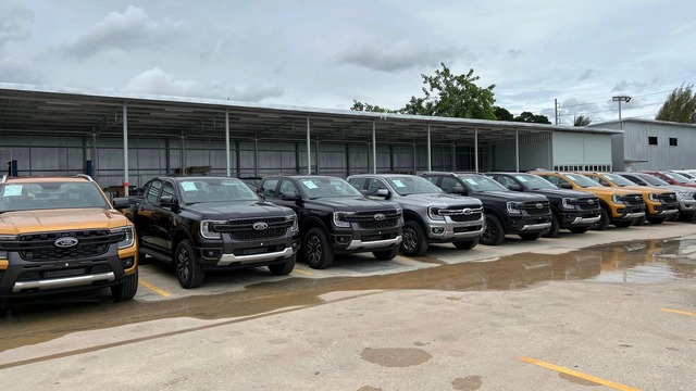 ford ranger 2023 chot ngay ra mat voi gia du kien tu 648 trieu dong