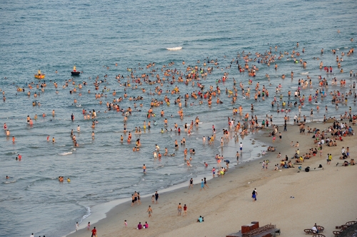 Đà Nẵng quyết giữ sạch biển