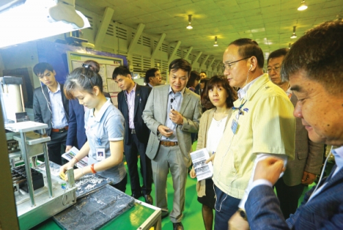 Doanh nghiệp điện tử Việt Nam: Thách thức về đầu tư công nghệ Doanh nghiệp điện tử Việt Nam: Thách thức về đầu tư công nghệ