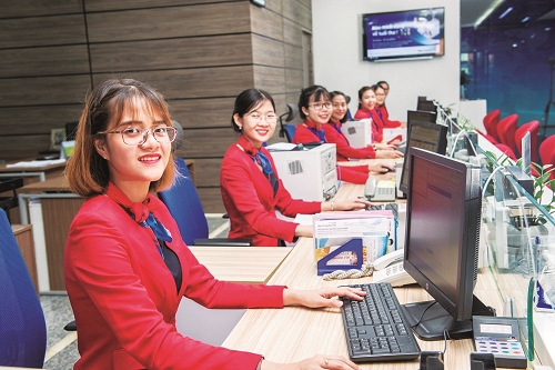 Đẩy mạnh huy động vốn dịp cuối năm