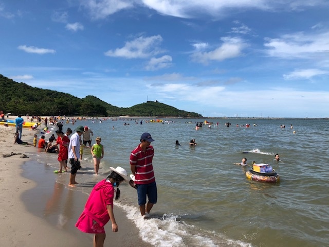 doanh nghiep du lich kho khan vuc day