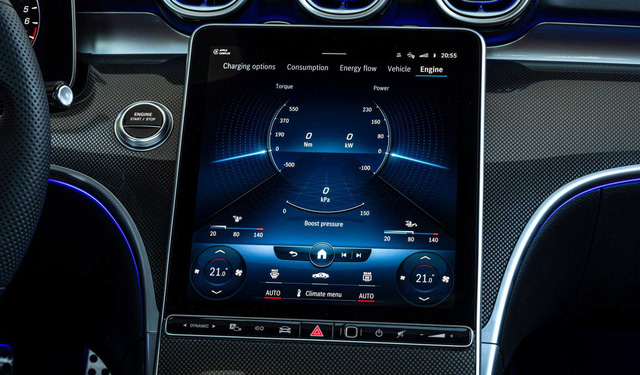 Mercedes-Benz C 300 AMG 2022 sắp về Việt Nam với giá dự kiến 2,3 tỷ đồng