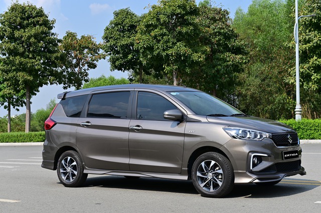 suzuki ertiga hybrid co gia du kien 5186 trieu dong
