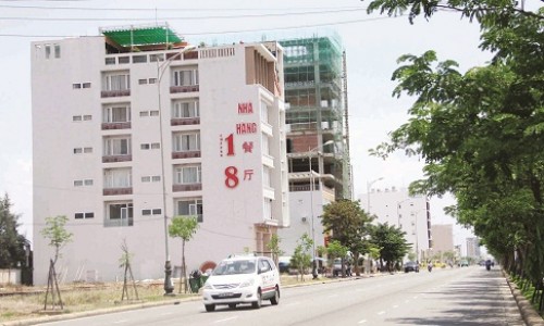 Giấu mặt khi mua đất