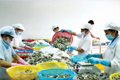 Đối trọng để doanh nghiệp cạnh tranh