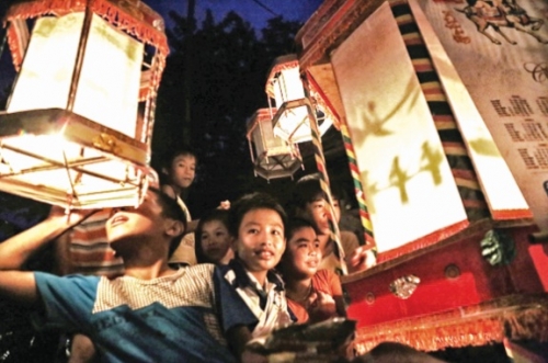 Hơn cả mùa trung thu