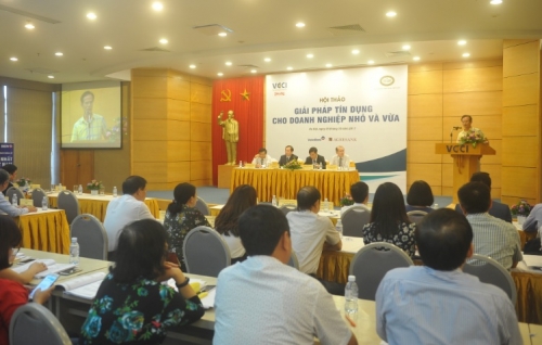 Giữ kết nối để hiểu doanh nghiệp hơn