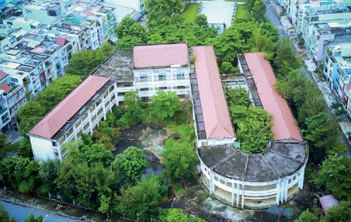 Vì sao những ngôi trường bỏ hoang?