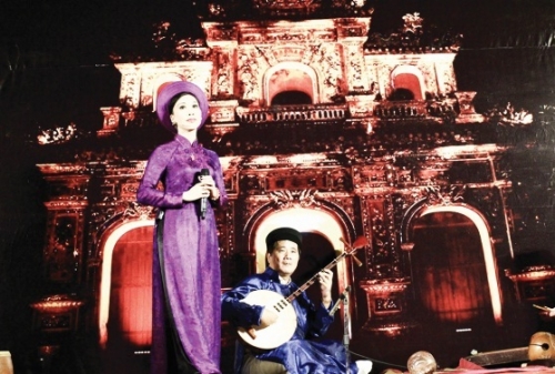 Nhạc Trịnh trên làn điệu ca Huế