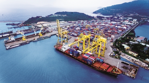 Tiếp tục củng cố nền tảng kinh tế vĩ mô, kiểm soát lạm phát