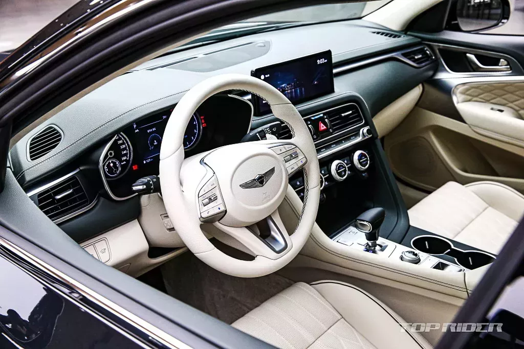 Ảnh thực tế Genesis G70 2021 vừa ra mắt với giá từ khoảng 830 triệu đồng anh thuc te genesis g70 2021 vua ra mat voi gia tu khoang 830 trieu dong