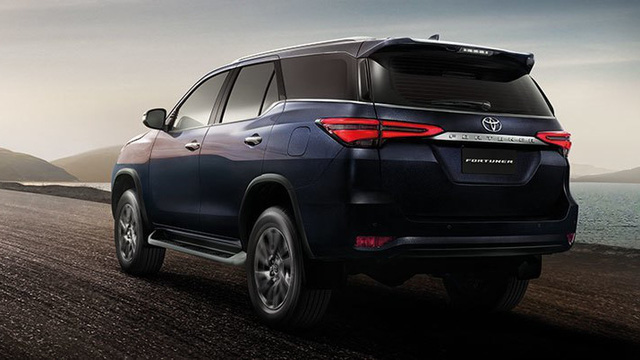 Toyota Fortuner mới sắp về Việt Nam được thêm trang bị tiện nghi và tính năng an toàn Toyota Fortuner mới sắp về Việt Nam được thêm trang bị tiện nghi và tính năng an toàn