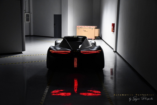 Chaos - siêu xe đắt nhì thế giới sắp ra mắt