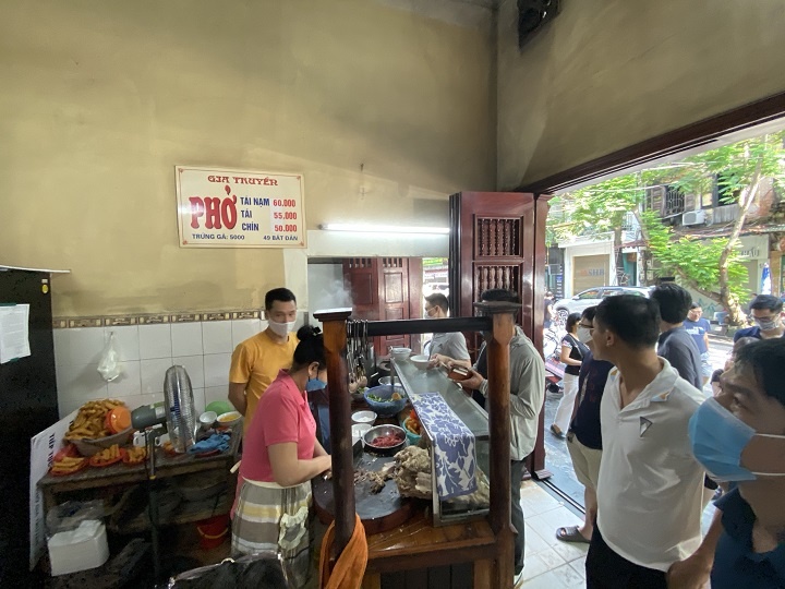 ha noi cho phep nhieu hoat dong tro lai tu 6h00 ngay 1410