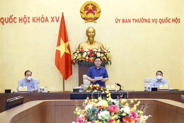 Chủ tịch Quốc hội Vương Đình Huệ: Điều hành chính sách tài khóa và tiền tệ linh hoạt, hiệu quả chu tich quoc hoi vuong dinh hue dieu hanh chinh sach tai khoa va tien te linh hoat hieu qua