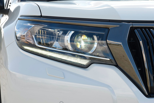 Các đại lý nhận cọc Toyota Land Cruiser Prado 2021 với giá dự kiến hơn 2,5 tỷ đồng