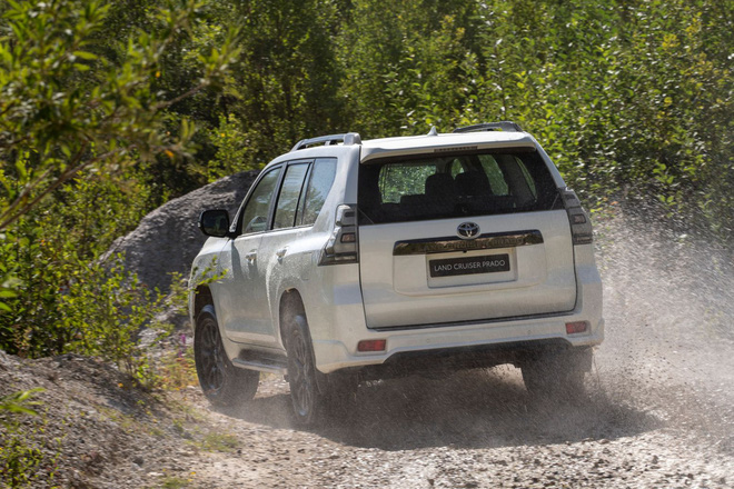 Các đại lý nhận cọc Toyota Land Cruiser Prado 2021 với giá dự kiến hơn 2,5 tỷ đồng