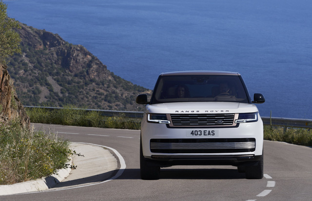range rover 2022 ra mat voi gia ban tu 10879 ty dong
