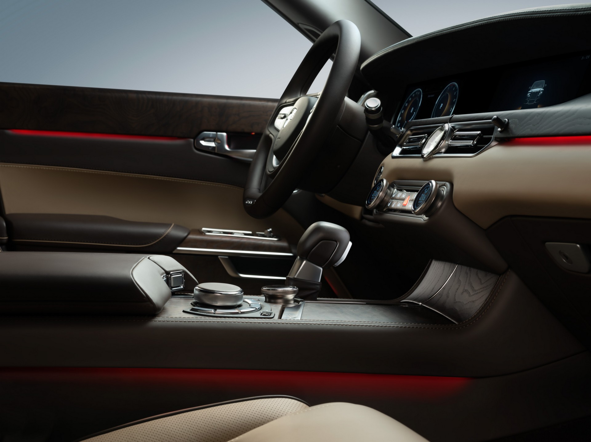 Thương hiệu xe hạng sang của Nga ra mắt SUV mới Aurus Komendant