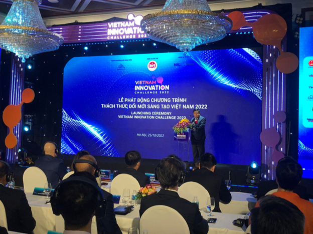 doi moi sang tao vi mot viet nam thinh vuong