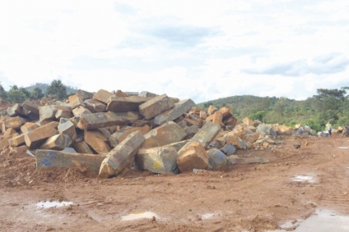 Xem thường pháp luật